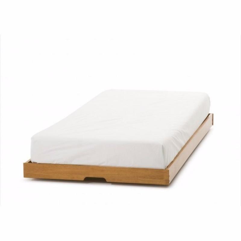 Spare trundle bed and mattres