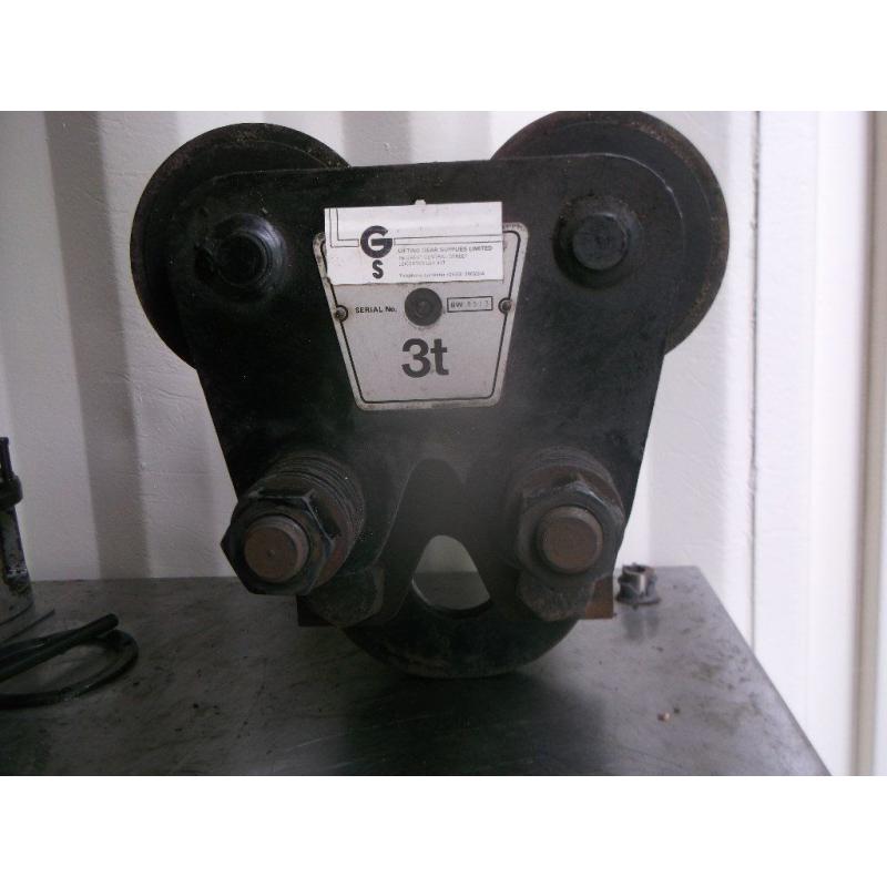 3 Ton extra heavy duty rolling beam clamp