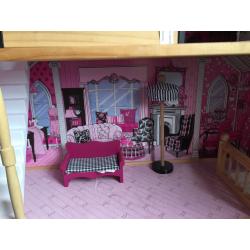 Amelia's Doll House
