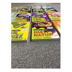 Horrible Science 16 Books Brand New