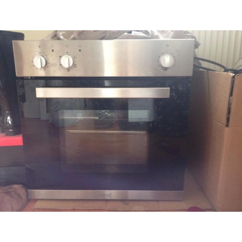 FULLY WORKING OVEN - MINT CONDITION