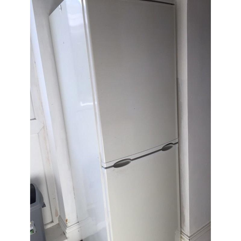 FRIDGE FREEZER. STILL WORKS