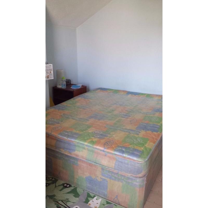 King Size bed and mattress for sale