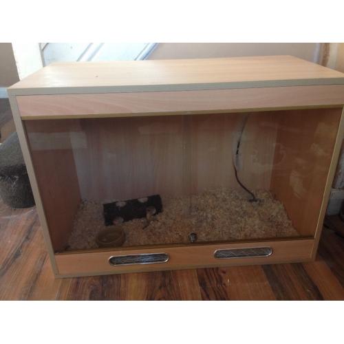 2 6 foot vivarium
