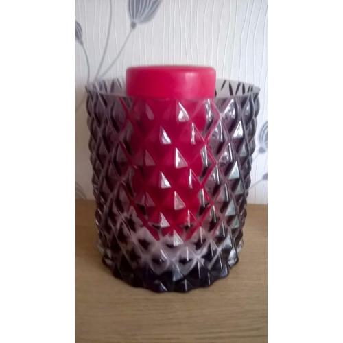 Black glass candle holder with sand. P.U.O