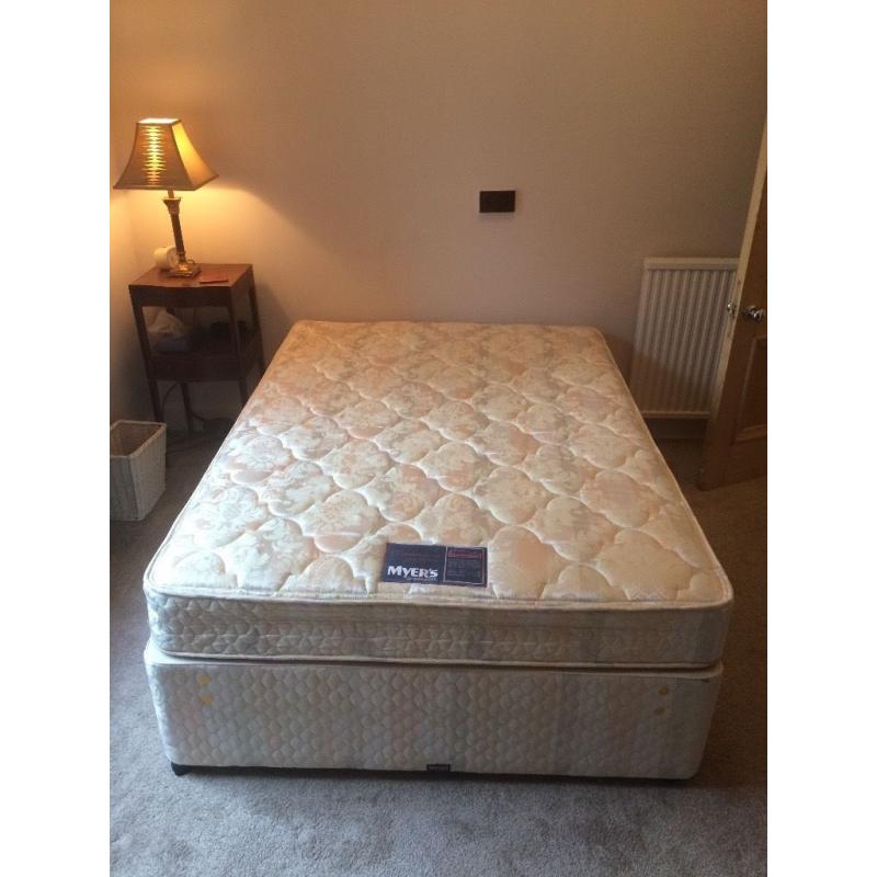 Double Bed with 4 storage drawers