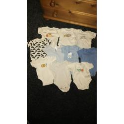 Tiny Baby Clothes Bundle - Boy - 3 pics