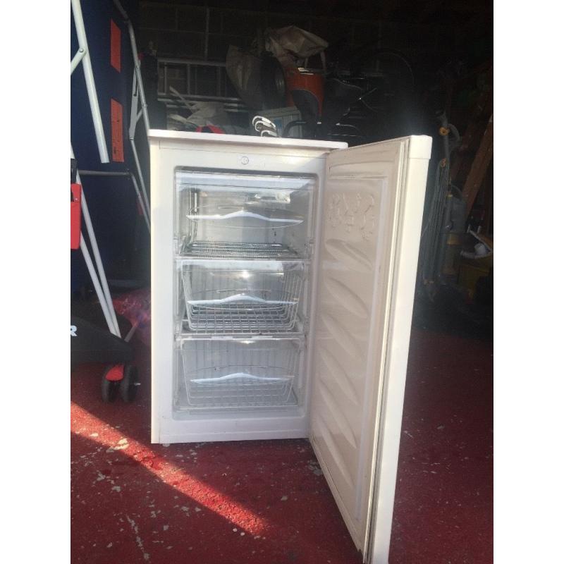 Beko Free standing Freezer half height