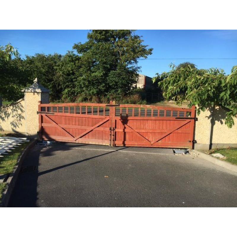 Quality Timber gates c/w Hinges etc, high spec