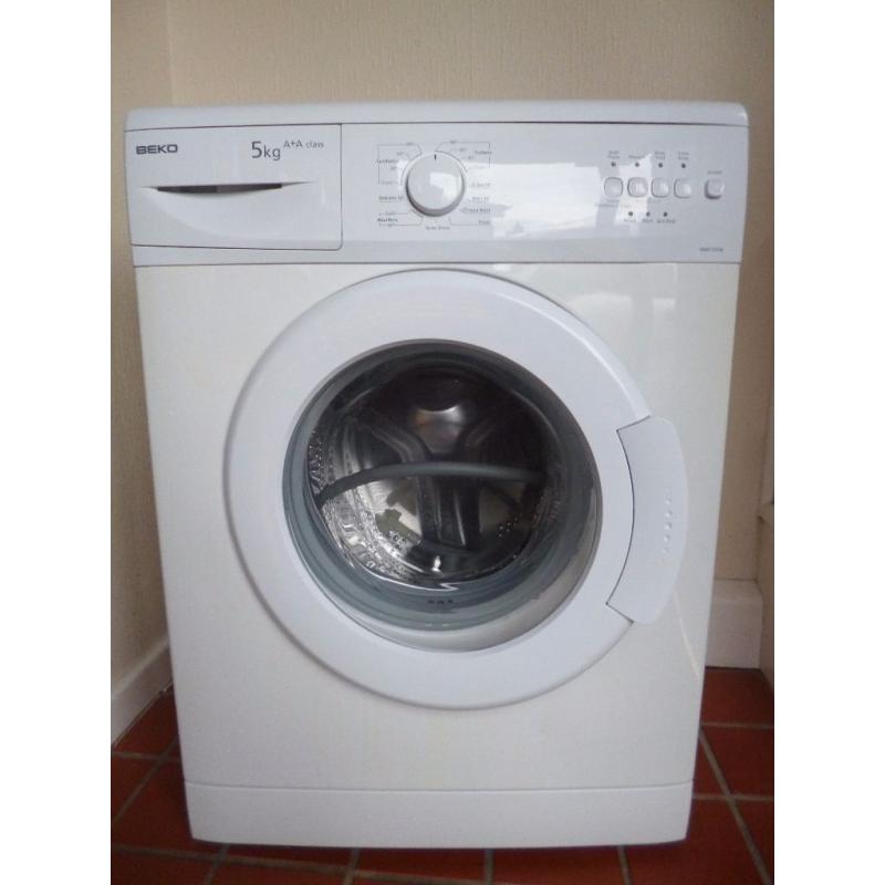BEKO WASHING MACHINE //// LIKE NEW ////