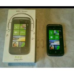 HTC 7 Mozart really good condition with Original box and charger