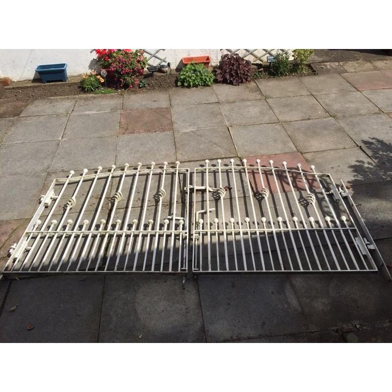 Cast Iron Drive Gates