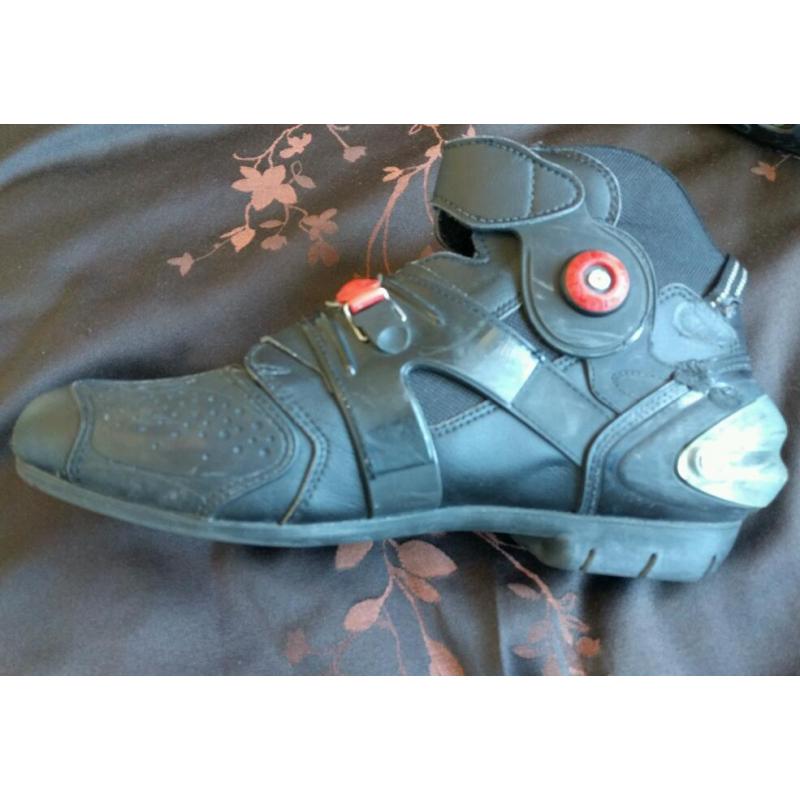 Sidi streetburner motorbike shoes not boots