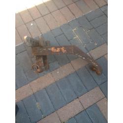 Fuller 7 hole tractor hitch