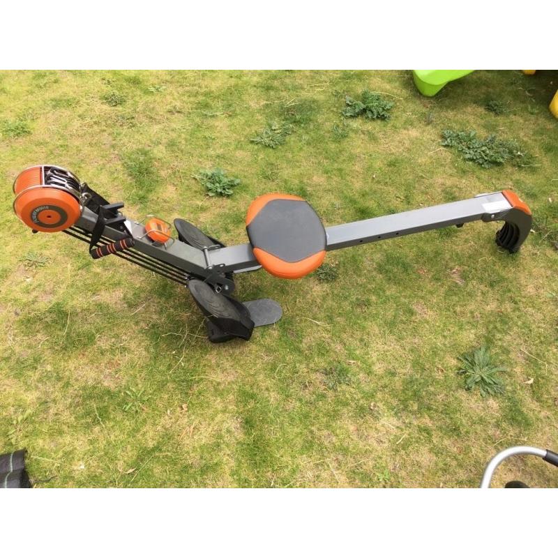 BR3010 Rowing machine