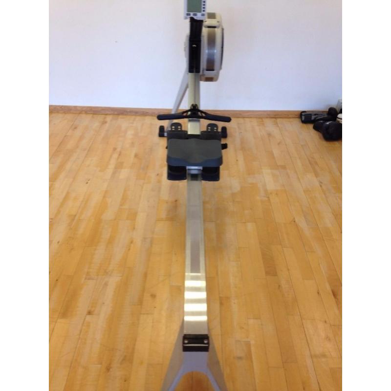 CONCEPT 2 MODEL E ROWING MACHINE