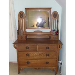 Arts and Crafts inlaid oak two-piece bedroom suite