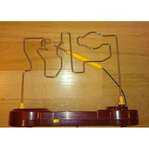 Electronic buzz game.