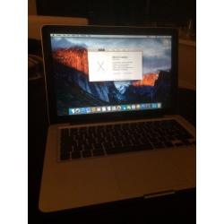 MacBook late 2008