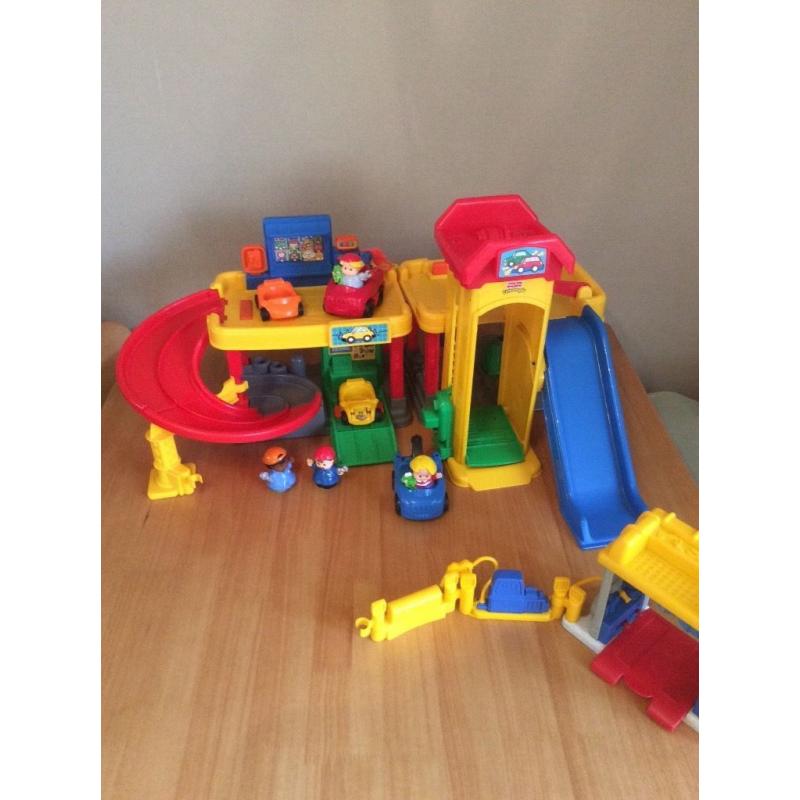 Fisher price little people car garage and car wash