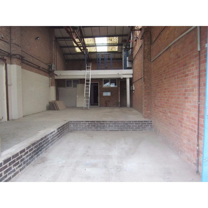 Versatile Light Industrial Unit To Let - 1100 sq ft 1.5 miles from Nottingham City Centre