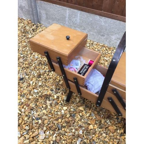 Wooden Cantilever Sewing Box