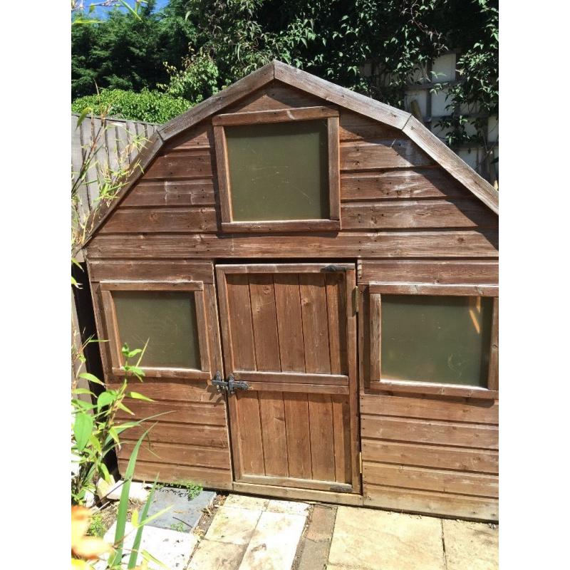 Playhouse - Walton's Dutch Barn