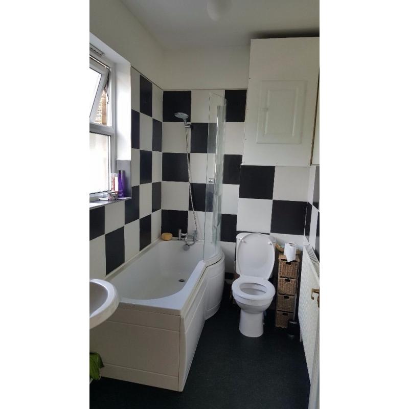double bedroom in flat with bathroom
