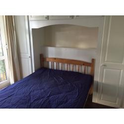 Large En-suite Double Room In Two Bed Flat With Parking