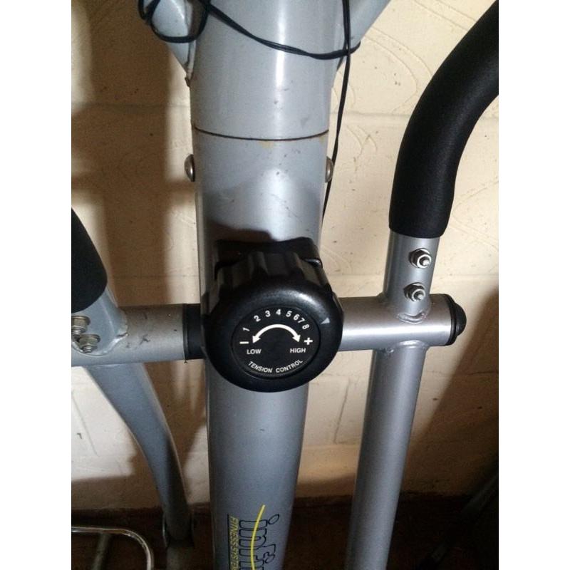 Cross trainer