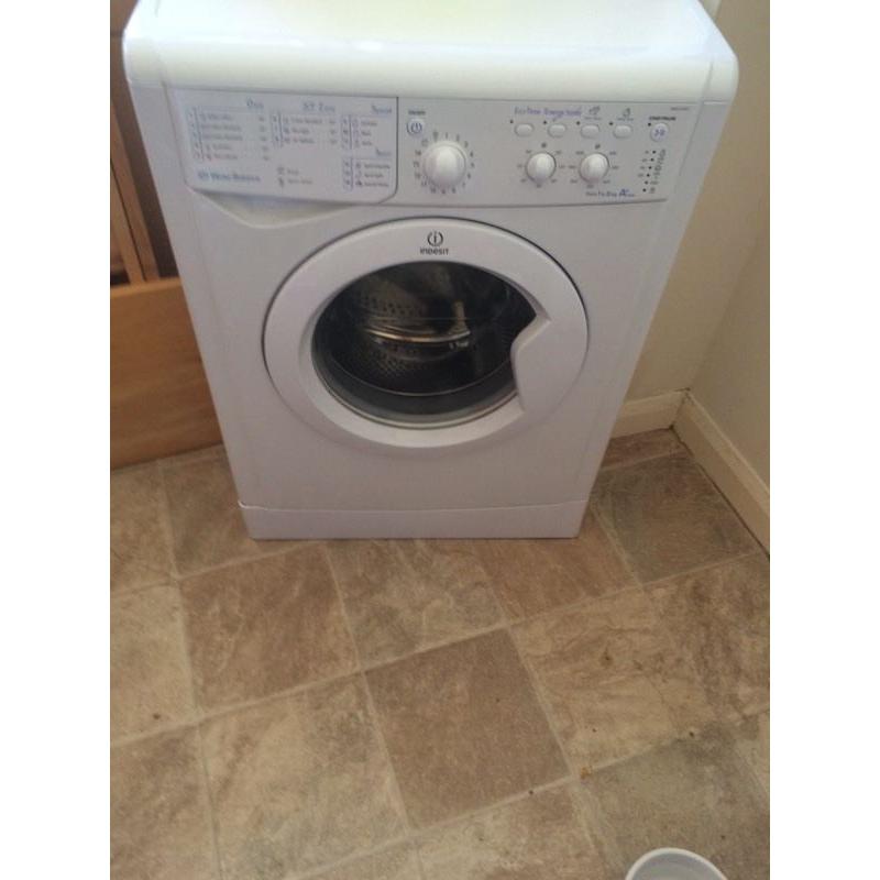 Indesit 5kg A rated washing machine