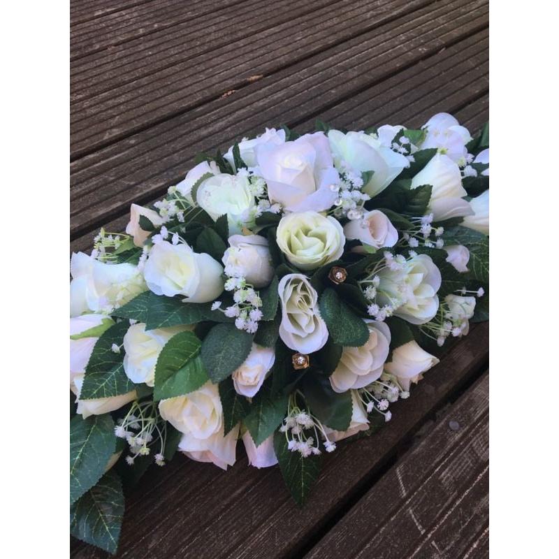 Rose wedding top table decoration