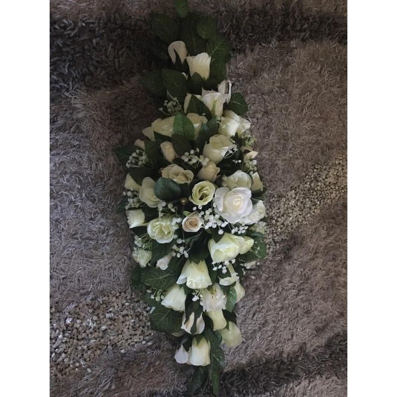 Rose wedding top table decoration