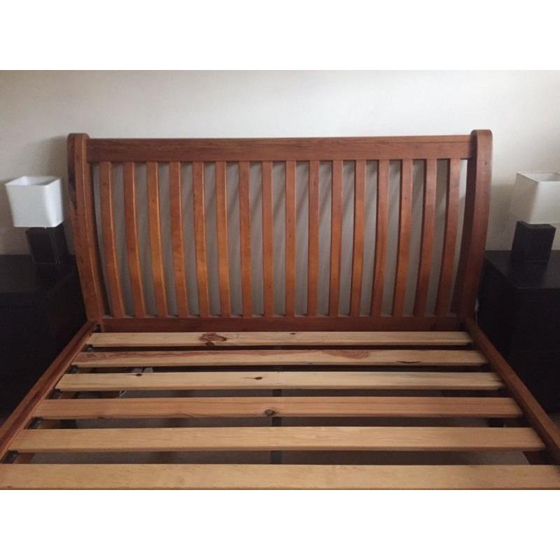 5ft Sleigh Bed