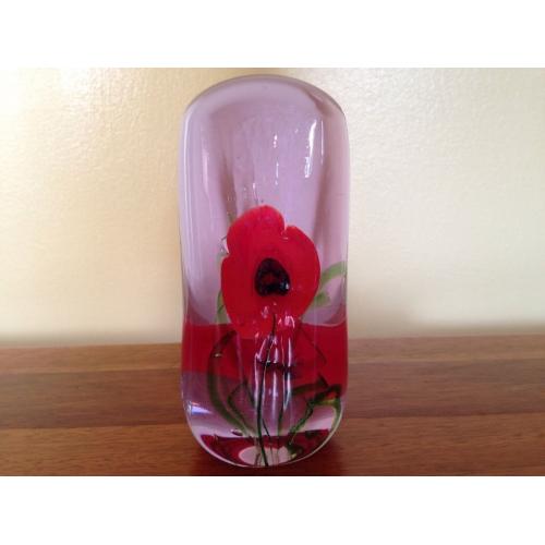 Unusual and very attractive Caithness paperweight - 'Poppies'
