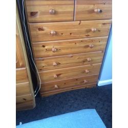 Wardrobe and chest of drawers