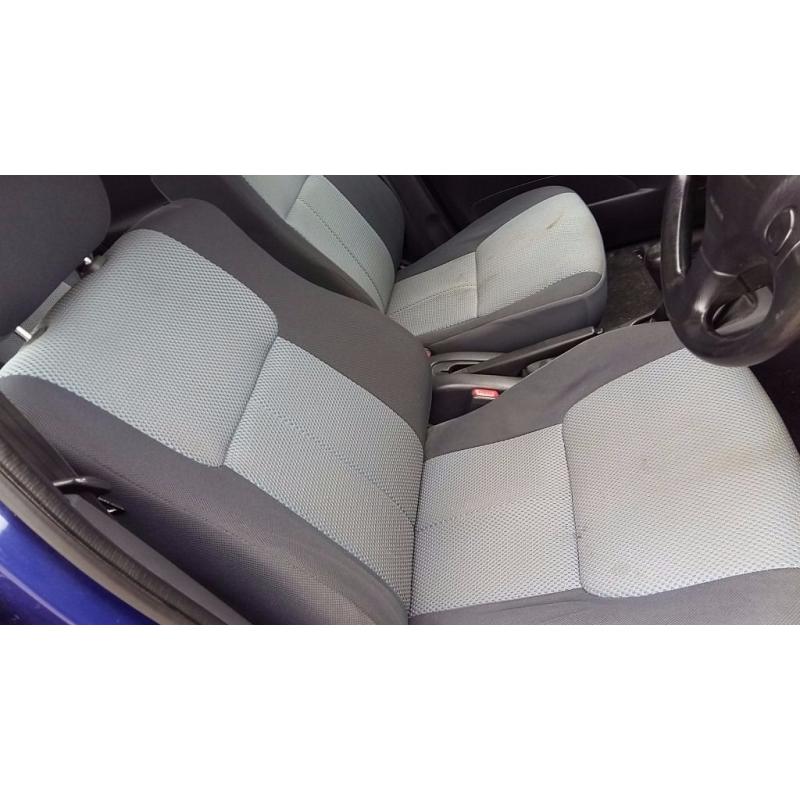 breaking daihatsu terios 4x4 petrol