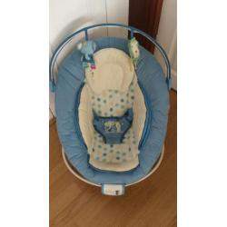 Baby bouncer seat (plays music and vibrates)