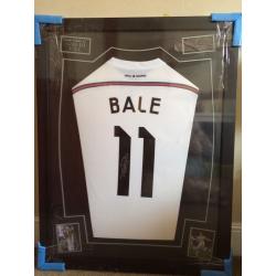 Framed Gareth Bale Real Madrid Signed Shirt