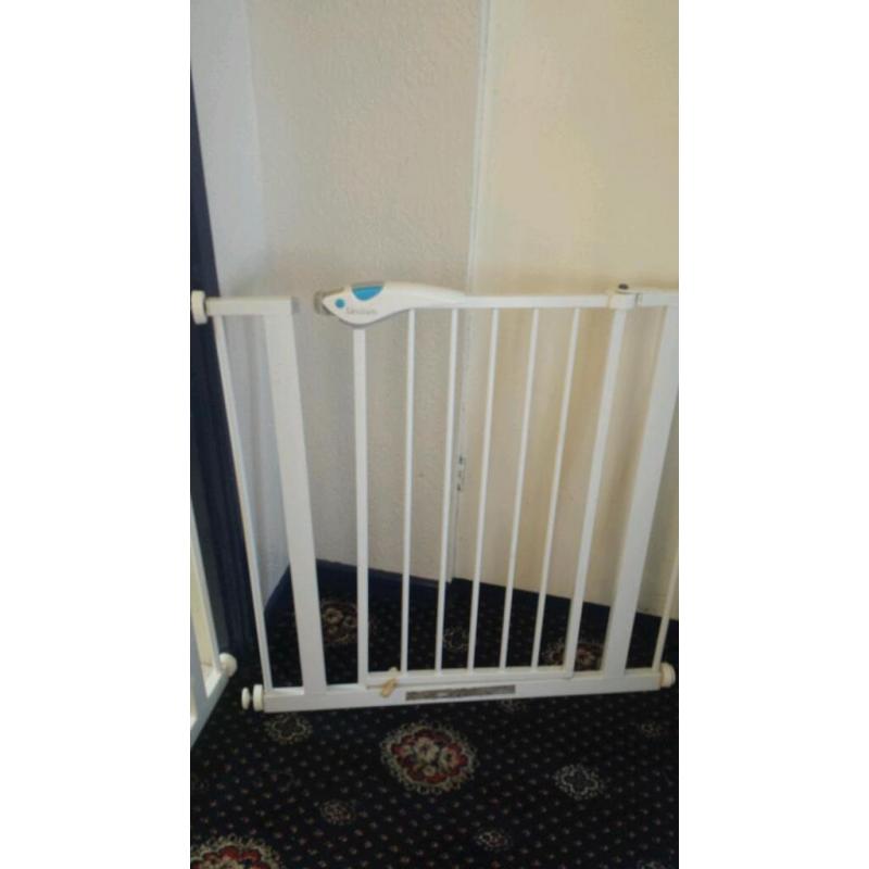 Lindam safety gate