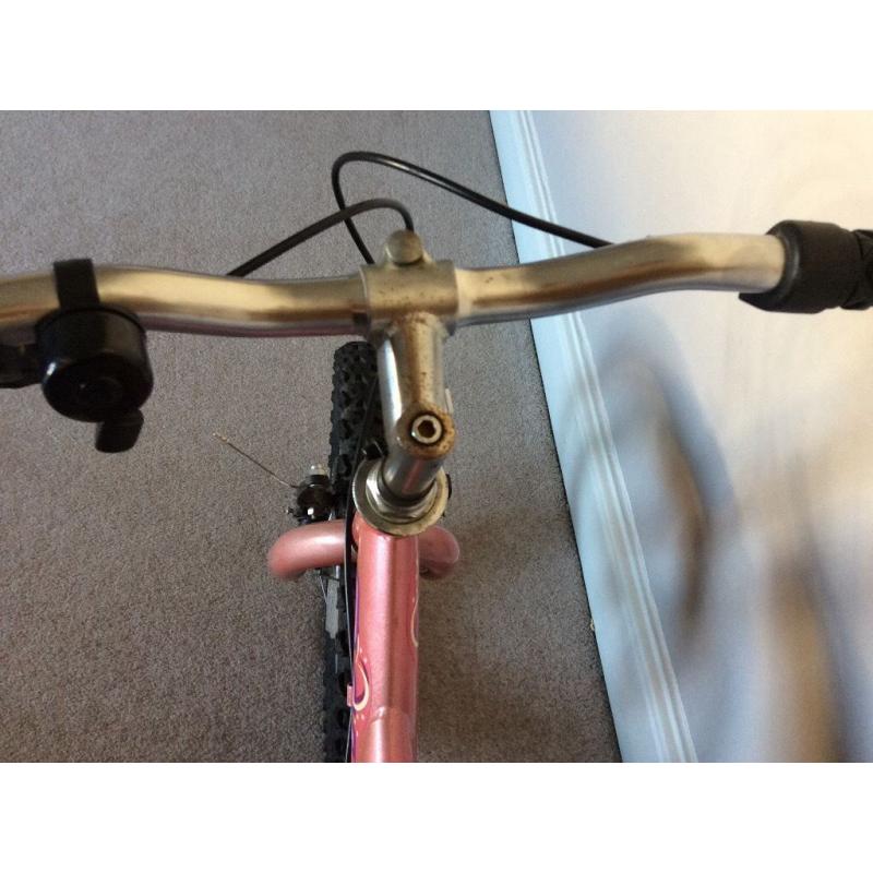 Girls Raleigh bike 16"