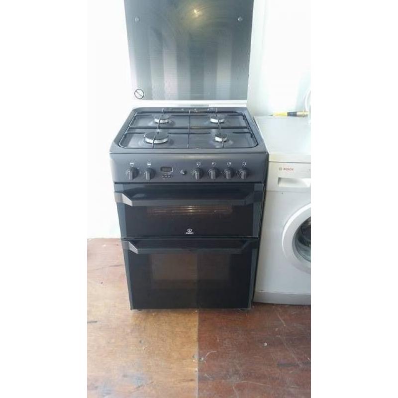 Black indesit Gas Cooker - Excellent Condition / Free local delivery