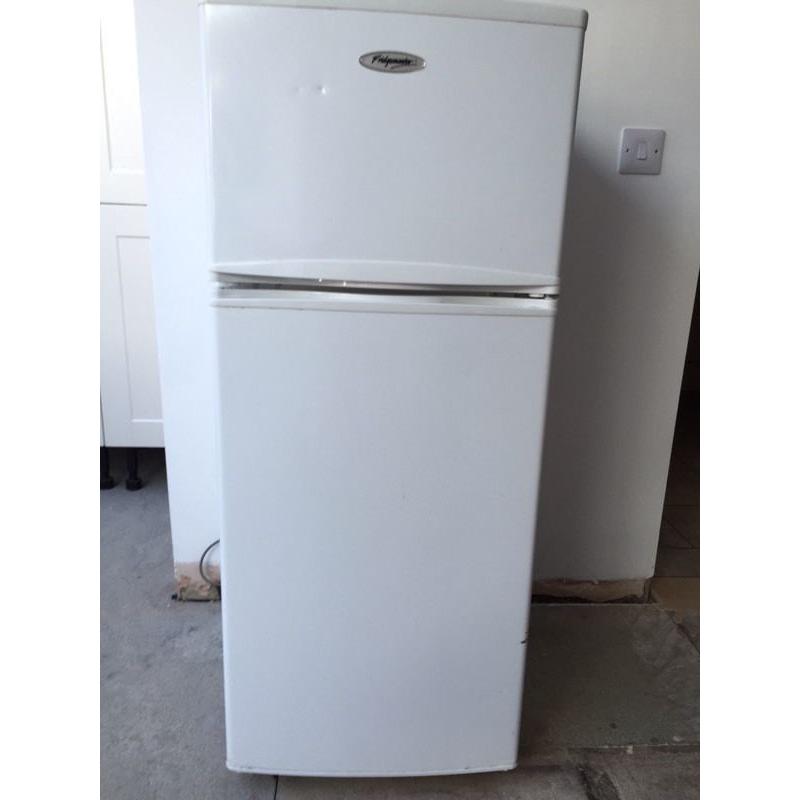 Small Fridge/freezer