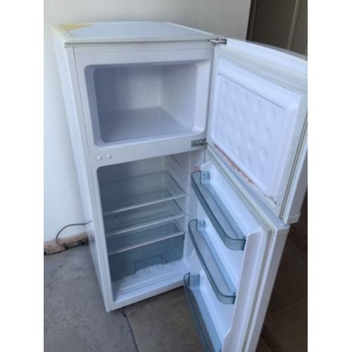 Small Fridge/freezer