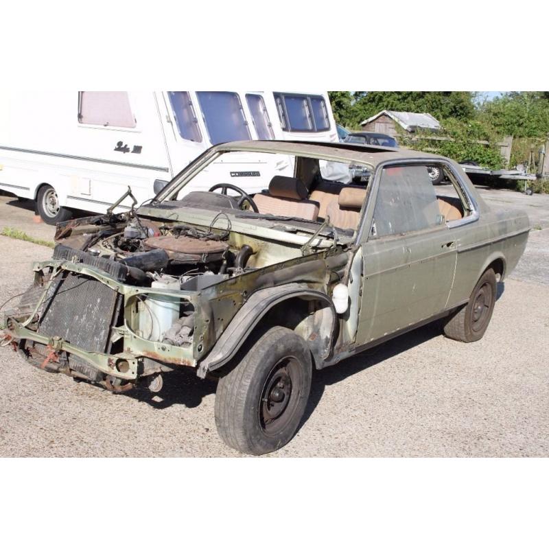 1984 Mercedes 230 CE W123 *** FOR SPARES OR PARTS ***