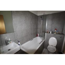 N. Beautiful DB Room in KING CROSS*NEXT TO EUROSTAR all inclusive *wifi +Cleaning