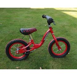 BALANCE BIKE Absolutely great for a child to learn to ride. Forget stabilizers!