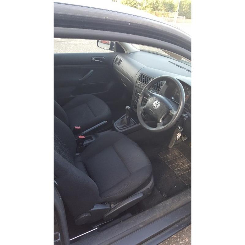 VW Golf 2004