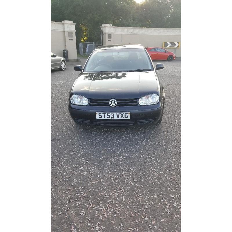 VW Golf 2004