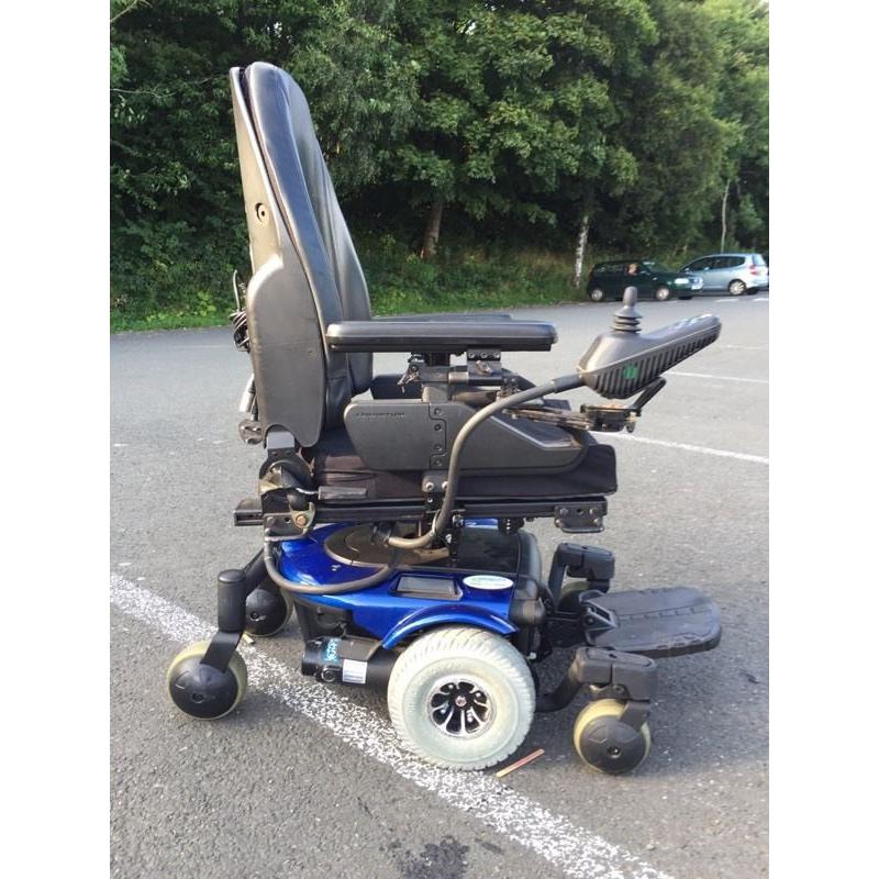 Power chair Quantum 610